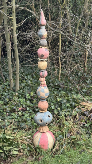 Eva Vanmol - Totem 'Happy circus' (Ceramic)